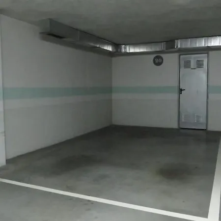 Apartamento Melon Centrico Con Plaza De Garaje * A Guarda